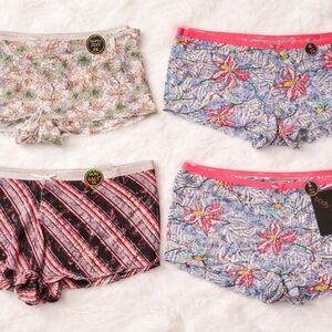 Floral and Striped Women's Panties Set